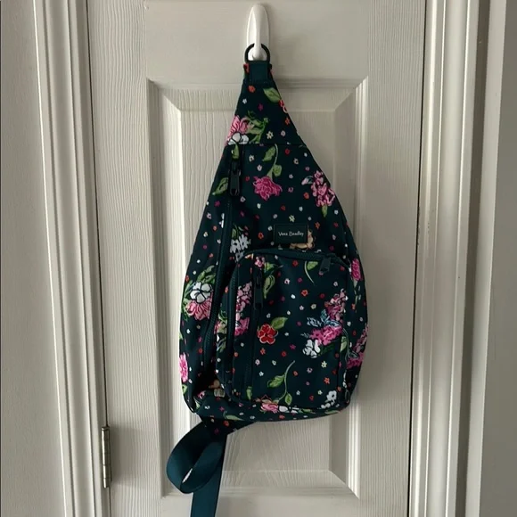Vera Bradley | Bags | Vera Bradley Blue And Pink Floral  display picture 3